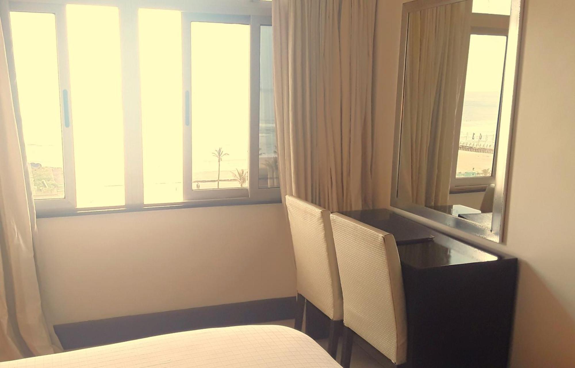 Parade Hotel Durban Bagian luar foto