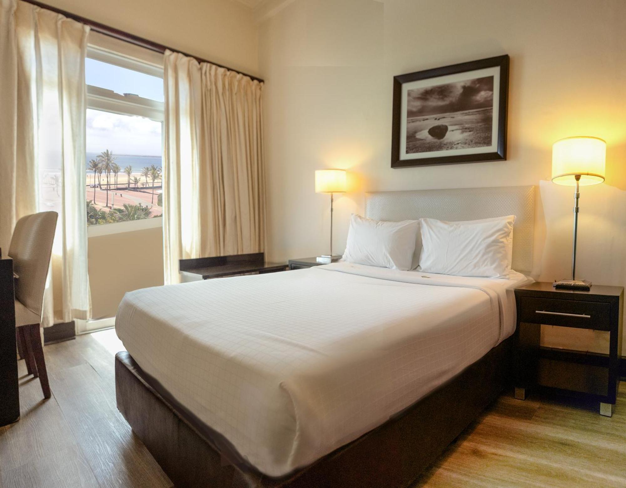 Parade Hotel Durban Bagian luar foto