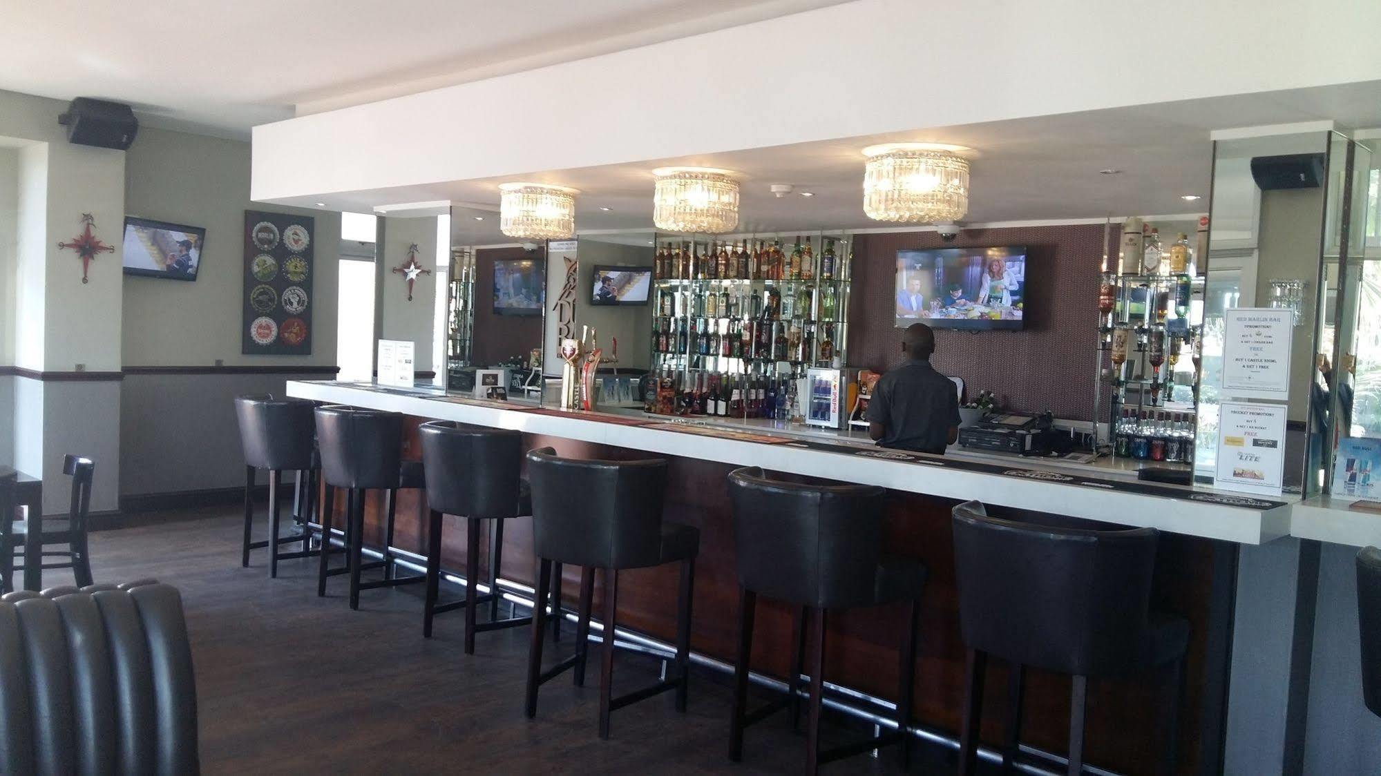 Parade Hotel Durban Bagian luar foto